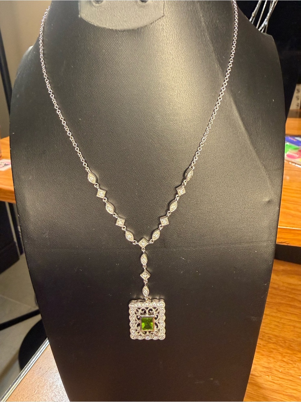 Elegant 925 Sterling Silver Peridot, Moissanite Necklace with